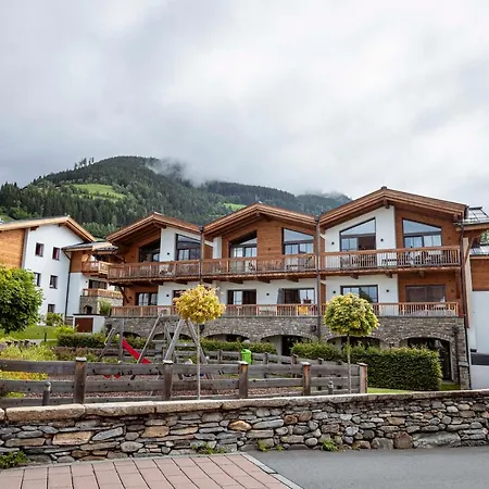 Tauernsuites Mitterwirt By Alps 3* بيسندورف