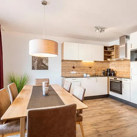 Tauernsuites Mitterwirt By Alps Aparthotel Piesendorf