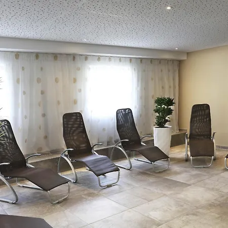 Tauernsuites Mitterwirt By Alps 아파트호텔 3*